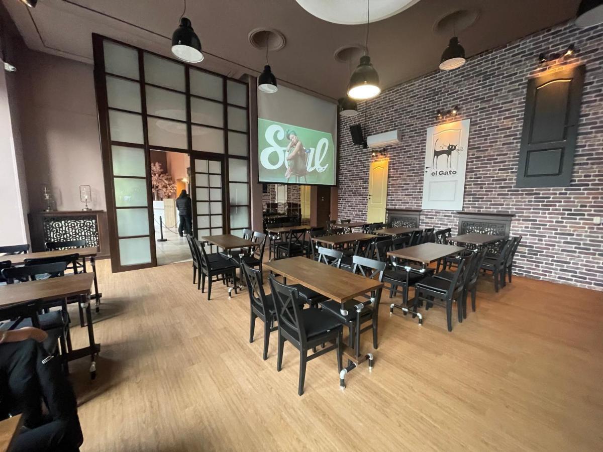 Hotel Continental City Center ياش المظهر الخارجي الصورة